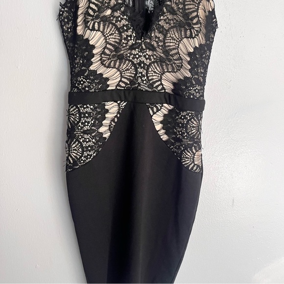 Lace Plunge Mini Dress Black/Cream Small - Picture 7 of 12